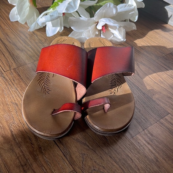 Pop comfort fit sandals - Picture 1 of 8